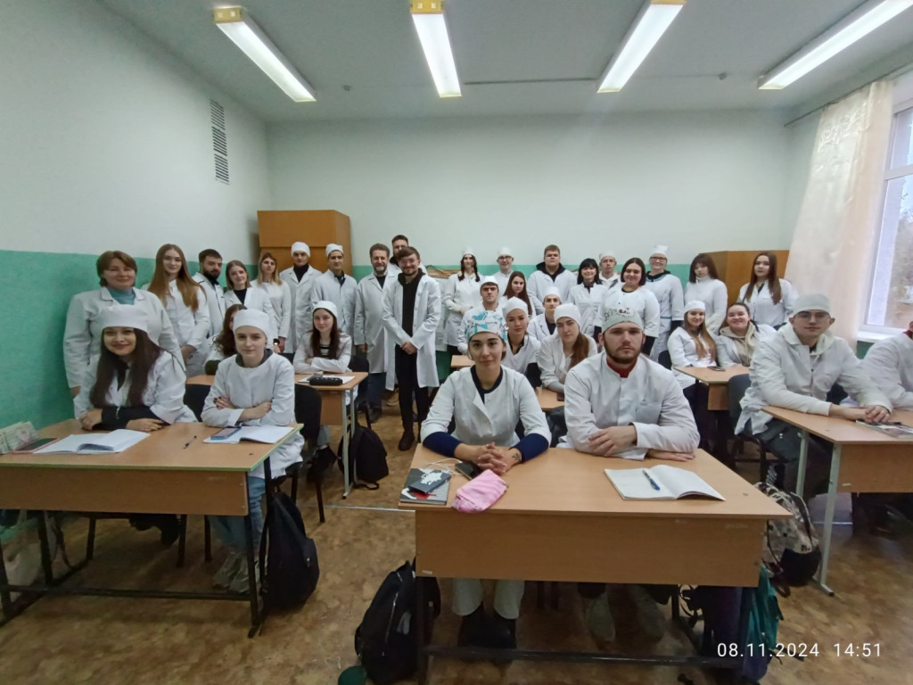 Боротьба з насильством і булінгом в закладах освіти: студенти у ПДМУ обговорюють.